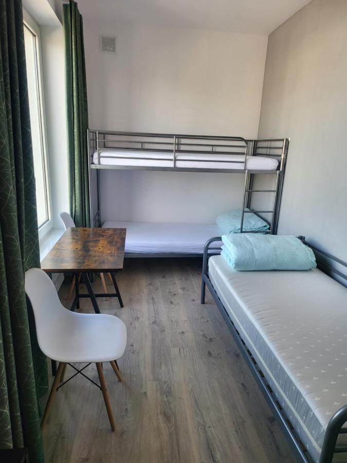 Rooms4Rest Wiertnicza - Private Rooms For Tourists - Atr Consulting Sp, Z O,O, Varsovia Exterior foto
