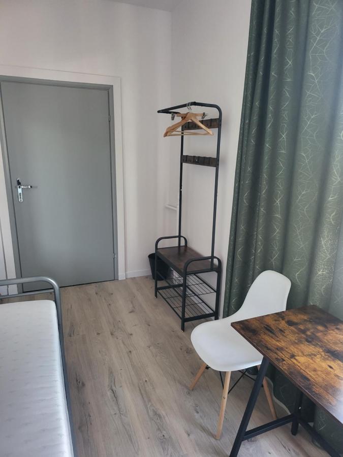 Rooms4Rest Wiertnicza - Private Rooms For Tourists - Atr Consulting Sp, Z O,O, Varsovia Exterior foto