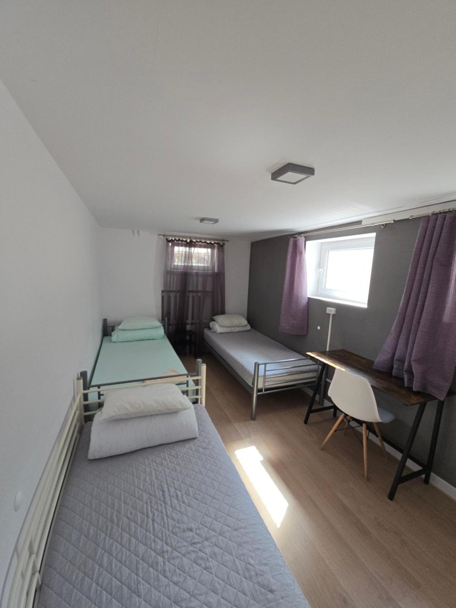 Rooms4Rest Wiertnicza - Private Rooms For Tourists - Atr Consulting Sp, Z O,O, Varsovia Exterior foto